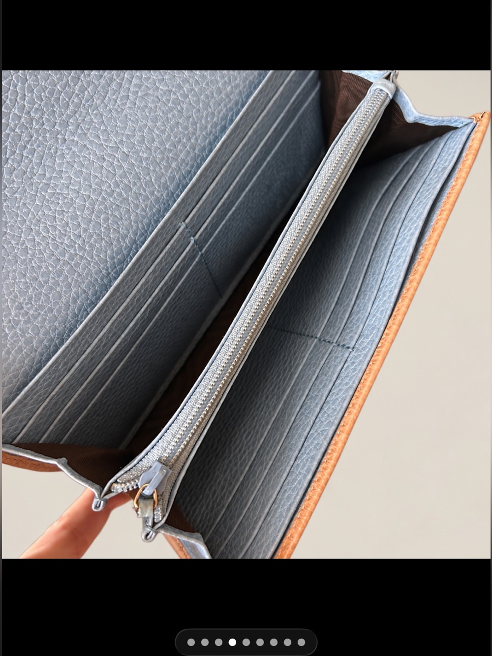 GUCCI Two Tone WALLET - Picture 10 of 12